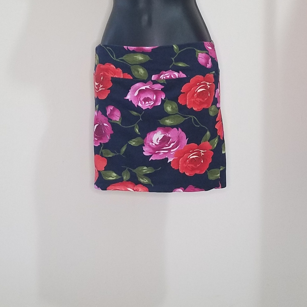 Feathers - skirt